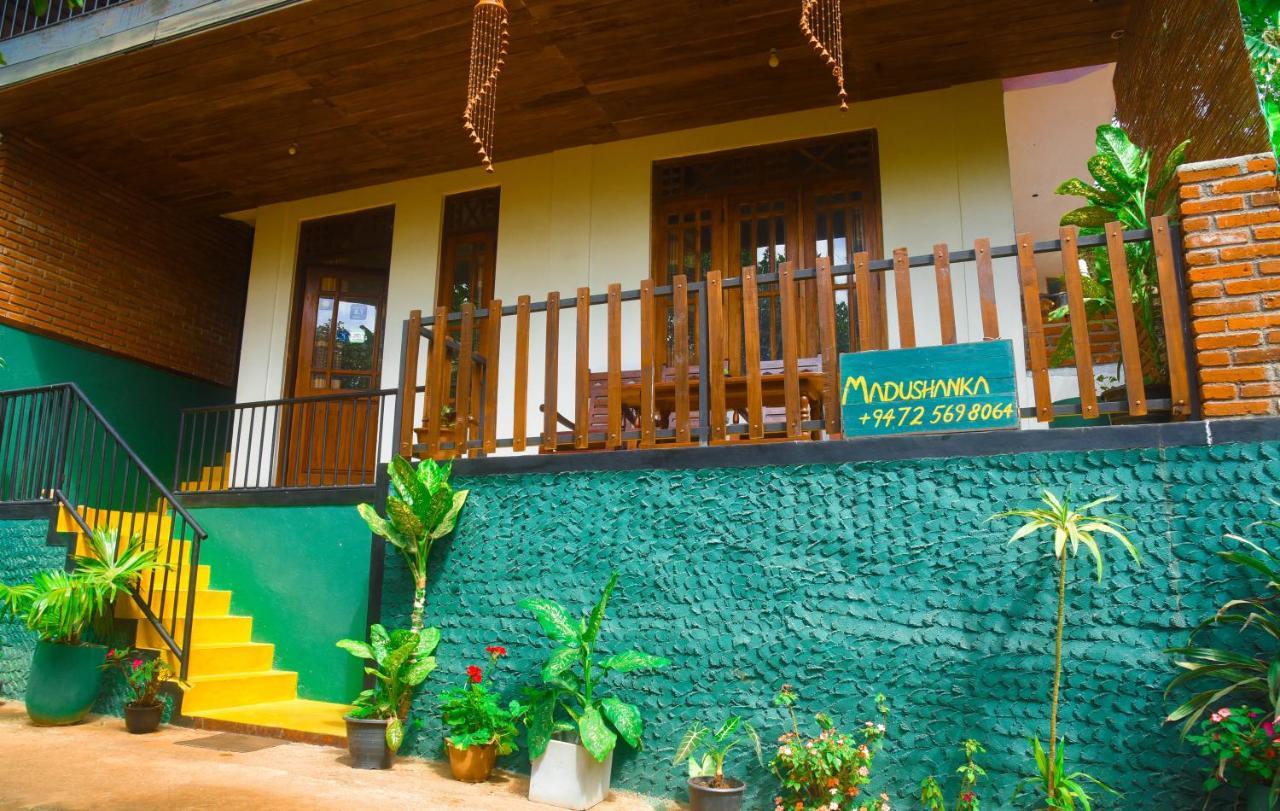 Madushanka Resort Ella Buitenkant foto