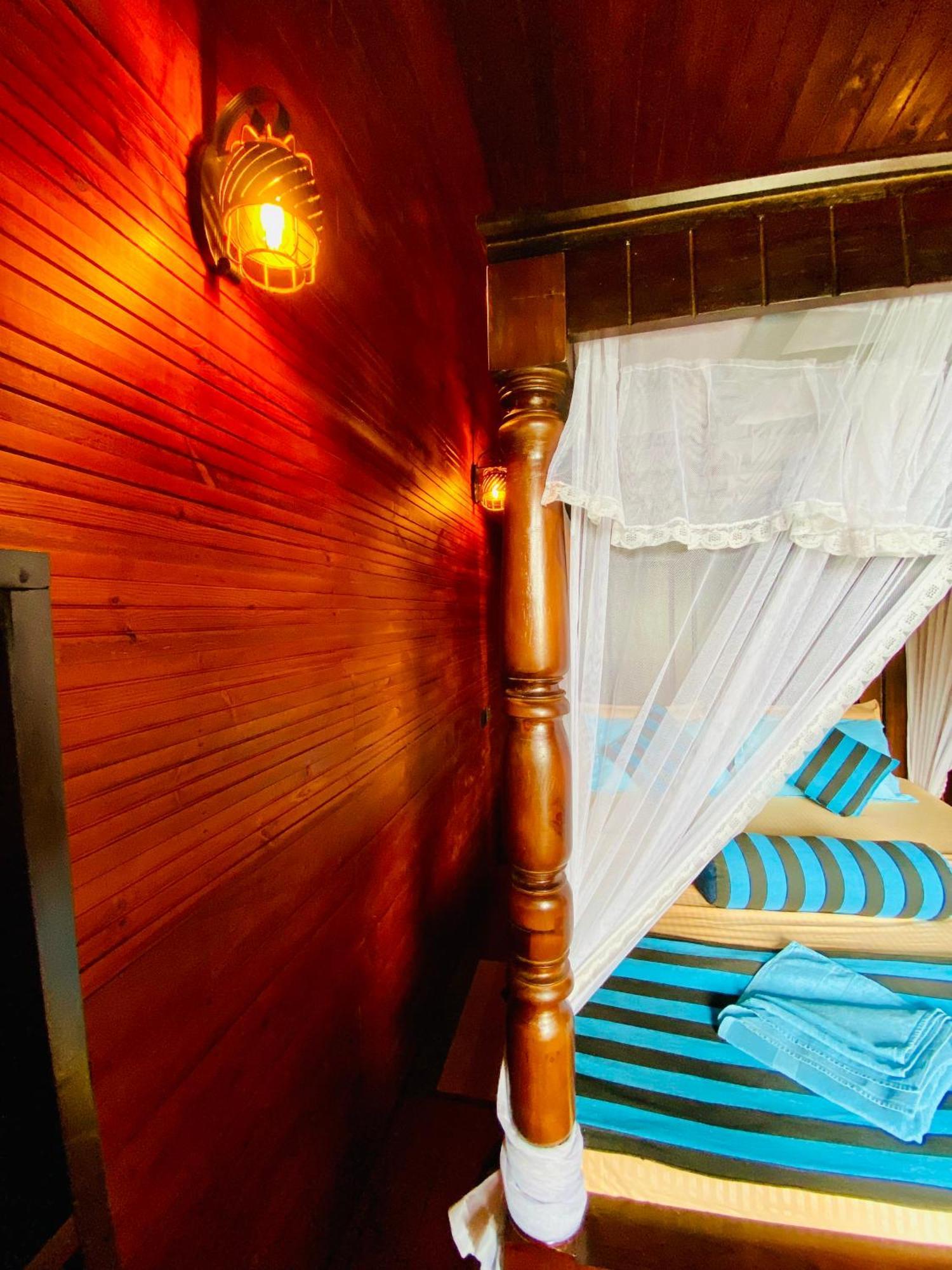 Madushanka Resort Ella Buitenkant foto